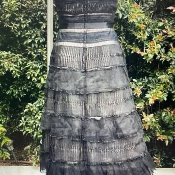 BCBG Max Azria Cocktail Party Dress - size 4 - Picture 3 of 8